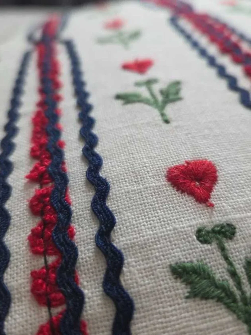 New Anthropologie Valentine's Day cotton embroidered heart stripe scallop pillow